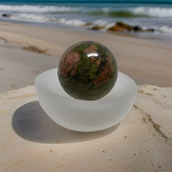 Unikite Sphere Carving Natural Stone Healing Crystal Orange Green 40mm - Picture 8 of 9